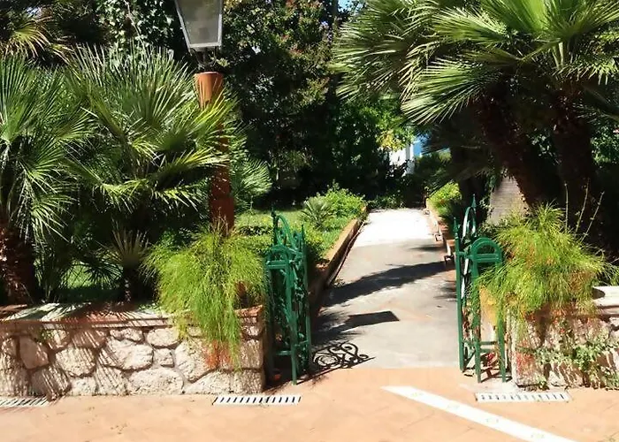 Апартаменты La Maison D'ileane Silvana 1