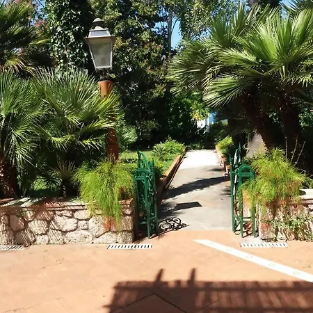Апартаменты La Maison D'ileane Silvana 1